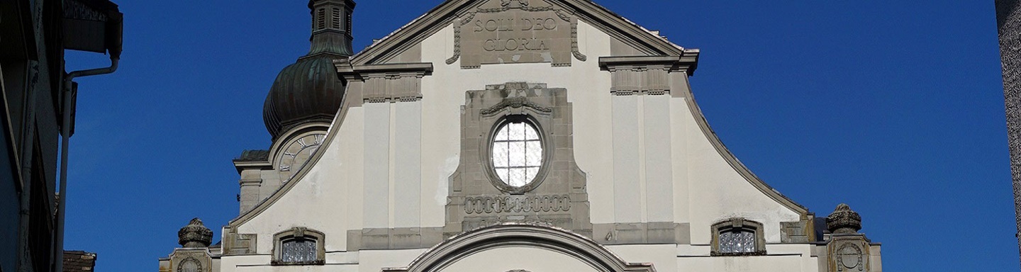 Detailaufnahme der Katholischen Kirche St. Nikolaus in Altstätten.